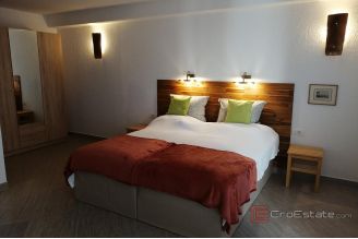 018 2052 14 Peljesac Stone house with panoramic sea view for sale