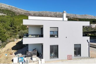 006 2045 64 Split Area Newly built house with two apartments and a pool sale