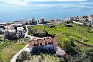 006 2045 64 Split Area Newly built house with two apartments and a pool sale