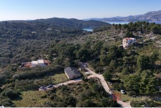 006 2035 216 Ciovo Building land in a peaceful location for sale