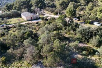 006 2035 216 Ciovo Building land in a peaceful location for sale