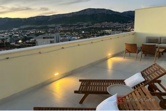 001 2051 08 split mejasi penthouse with terrace and city view for sale