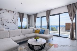 019 2035 217 Ciovo Luxury villa with panoramic sea view for sale