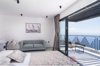 019 2035 217 Ciovo Luxury villa with panoramic sea view for sale