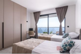 019 2035 217 Ciovo Luxury villa with panoramic sea view for sale