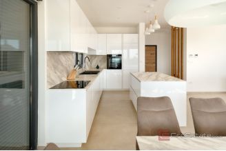 020 2046 71 Split area Modern villa with sea view for rent