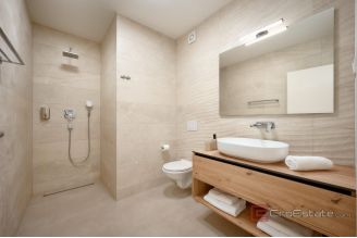 020 2046 71 Split area Modern villa with sea view for rent