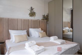 019 2046 74 Pasman Modern villa in the first row to the sea for sale