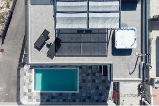 016 2030 91 Ciovo Penthouse with a sea view for sale