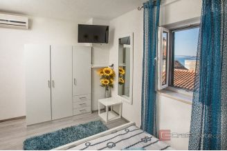 011 2052 17 Split area Stone house with a sea view for sale