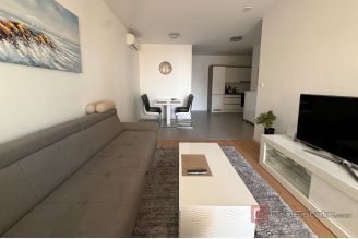 008 2036 128 Split Znjan Modern apartment for rent