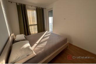 008 2036 128 Split Znjan Modern apartment for rent