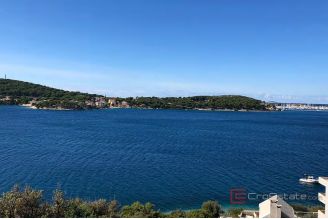 007 5351 30 Rogoznica Building land in the second row to the sea for sale