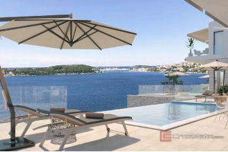 007 5351 30 Rogoznica Building land in the second row to the sea for sale