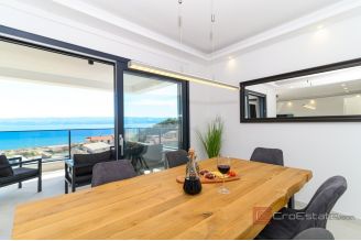 020 2022 446 omis modern villa with pool and sea view for sale