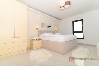 020 2022 446 omis modern villa with pool and sea view for sale