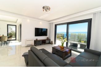 020 2022 446 omis modern villa with pool and sea view for sale