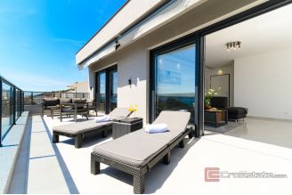 020 2022 446 omis modern villa with pool and sea view for sale