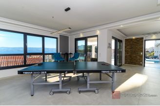 020 2022 446 omis modern villa with pool and sea view for sale