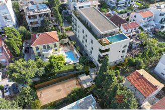 008 2035 222 Split Meje Luxury three bedrooms apartment for sale