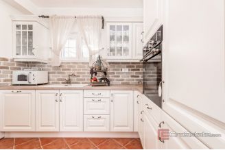 018 2022 443 near zadar attractive villa with tennis court and sea view for sale