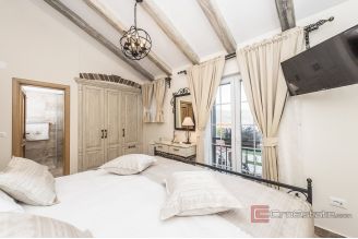 018 2022 443 near zadar attractive villa with tennis court and sea view for sale