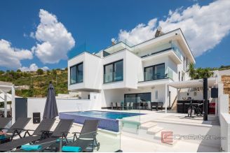 020 2022 447 rogoznica stunning villa with pool and sea view for sale