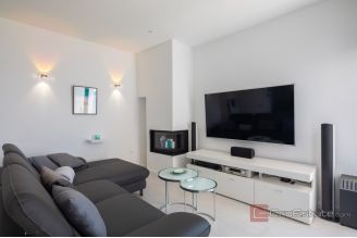 020 2022 447 rogoznica stunning villa with pool and sea view for sale