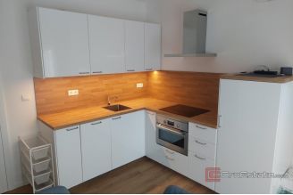 020 2031 166 Ciovo house with pool and sea view for sale
