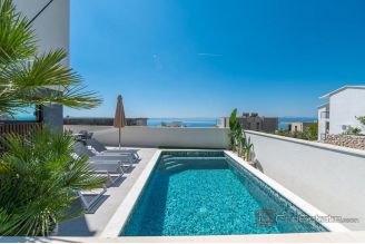 017 2048 37 Makarska Attractive villa with panoramic sea view for sale