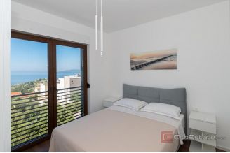 017 2048 37 Makarska Attractive villa with panoramic sea view for sale