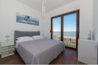 017 2048 37 Makarska Attractive villa with panoramic sea view for sale