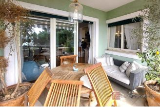 012 2051 11 split meje apartment with sea view and garage for sale