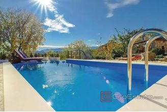 015 2052 22 near makarska stone house with pool for sale