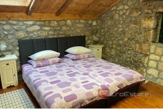 015 2052 22 near makarska stone house with pool for sale