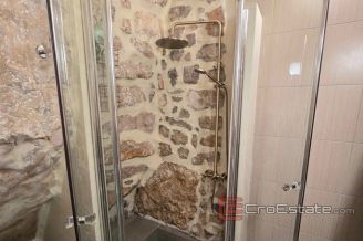 015 2052 22 near makarska stone house with pool for sale