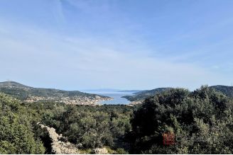 005 2047 61 Rogoznica Building land with a sea view for sale