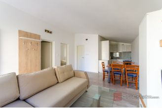 008 2041 99 Brac Detached house in a second row to the sea for sale