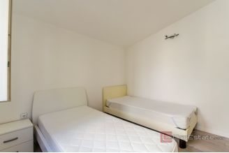 008 2041 99 Brac Detached house in a second row to the sea for sale