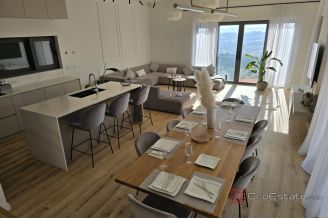 019 2036 129 Split area Luxury villa with sea view for sale