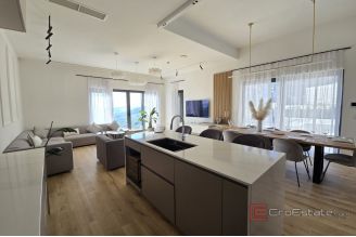 019 2036 129 Split area Luxury villa with sea view for sale