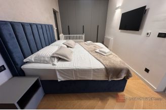 019 2036 129 Split area Luxury villa with sea view for sale
