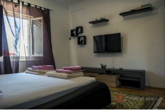 012 2052 23 Peljesac House with pool and a sea view for sale