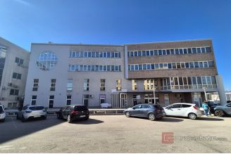 004 2016 646 split lovret spacious multipurpose office space for rent