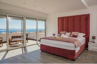 020 2048 16 split area luxury villa with pool for sale