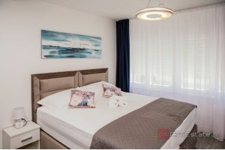 020 2048 16 split area luxury villa with pool for sale