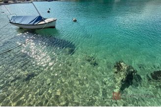 010 2044 47 Rogoznica Apartment house in the first row to the sea sale