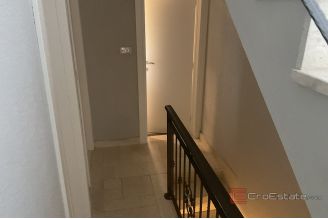 012 2052 31 Kastela Family house near the sea for sale