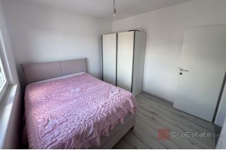 015 2030 92 Trogir Two bedroom apartment with a sea view for sale