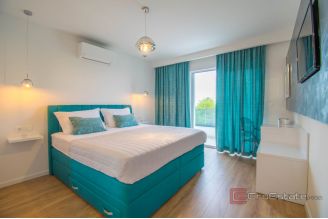 013 2052 26 Makarska Villa with pool and a sea view for sale